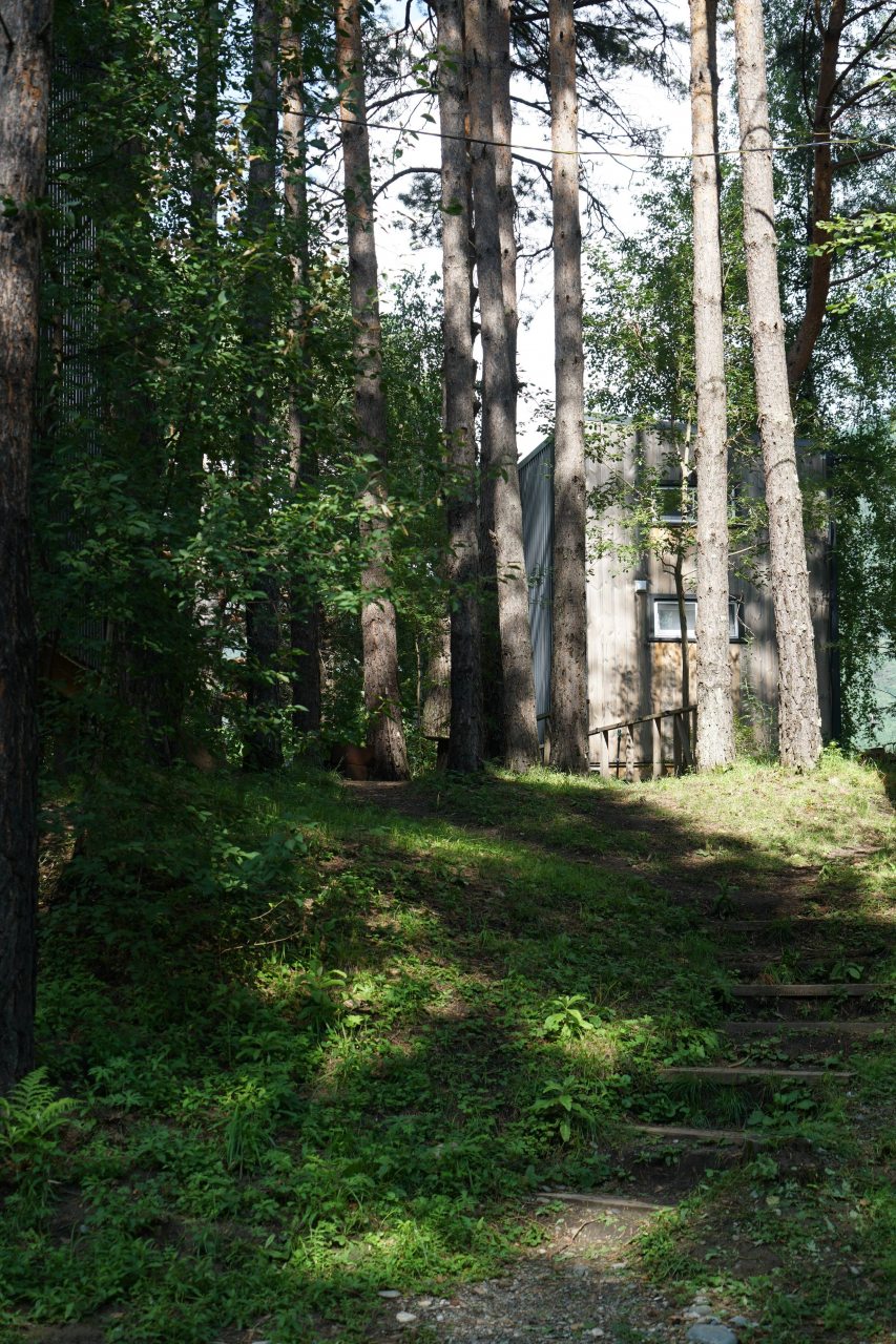 Коттедж (Дом на берегу Катуни), Глэмпинг Камышла Парк