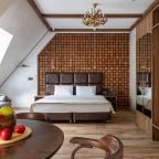 De Luxe (Делюкс с кухней), Отель Red Wood Hotel by Provence 3*