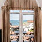 Трехместный (Семейный 2х комнатный), Гостиница Резорд