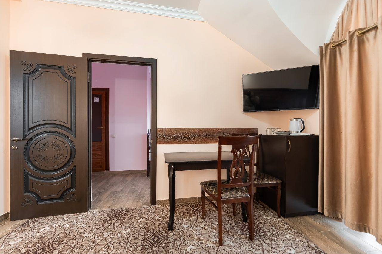 Трехместный (Семейный 2х комнатный), Гостиница Резорд