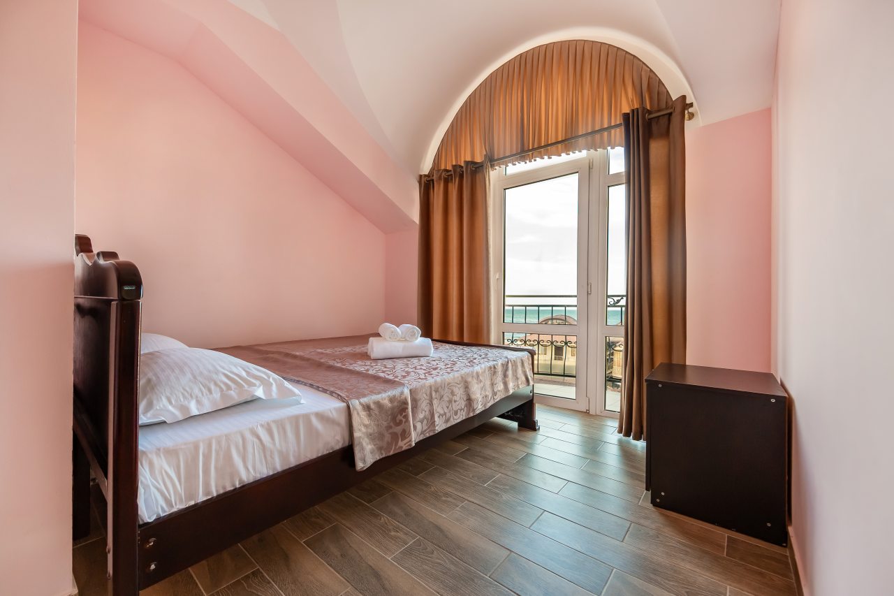 Трехместный (Семейный 2х комнатный), Гостиница Резорд