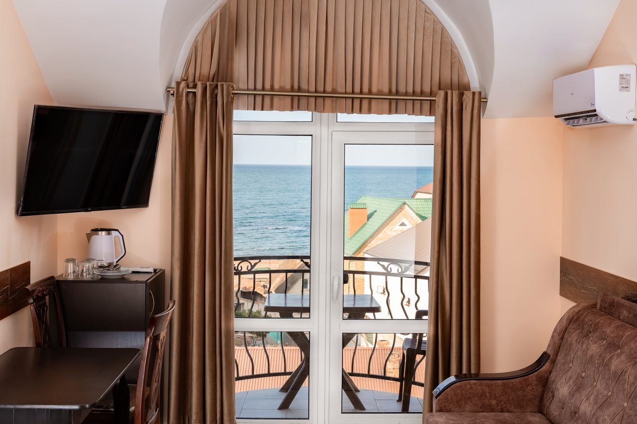 Трехместный (Семейный 2х комнатный), Гостиница Резорд