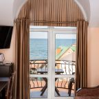 Трехместный (Семейный 2х комнатный), Гостиница Резорд