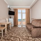 Трехместный (Семейный 2х комнатный), Гостиница Резорд