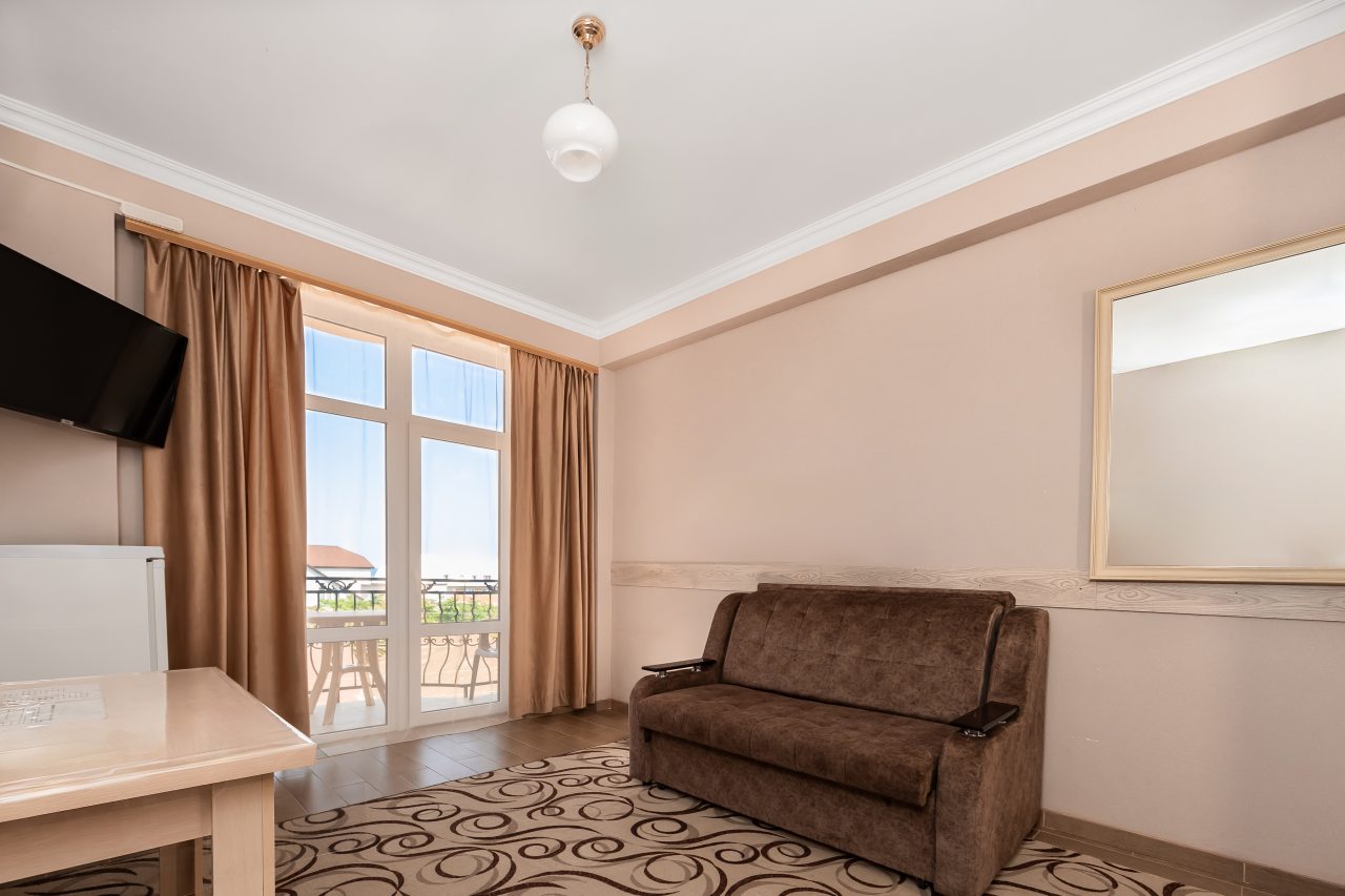 Трехместный (Семейный 2х комнатный), Гостиница Резорд