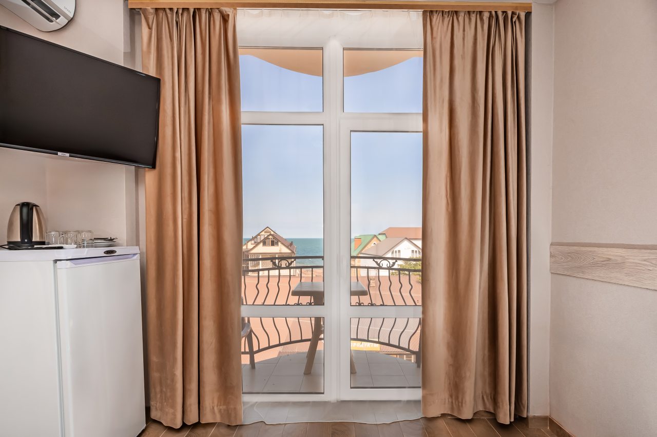 Трехместный (Семейный 2х комнатный), Гостиница Резорд