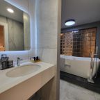 De Luxe (Дуплекс двухместный), Отель Brut Hotel