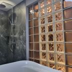 De Luxe (Дуплекс двухместный), Отель Brut Hotel