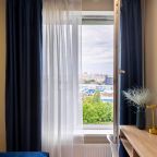 Студио (Зум 1144), Апартаменты RentalSPb в модном ЖК на Матроса Железняка 2