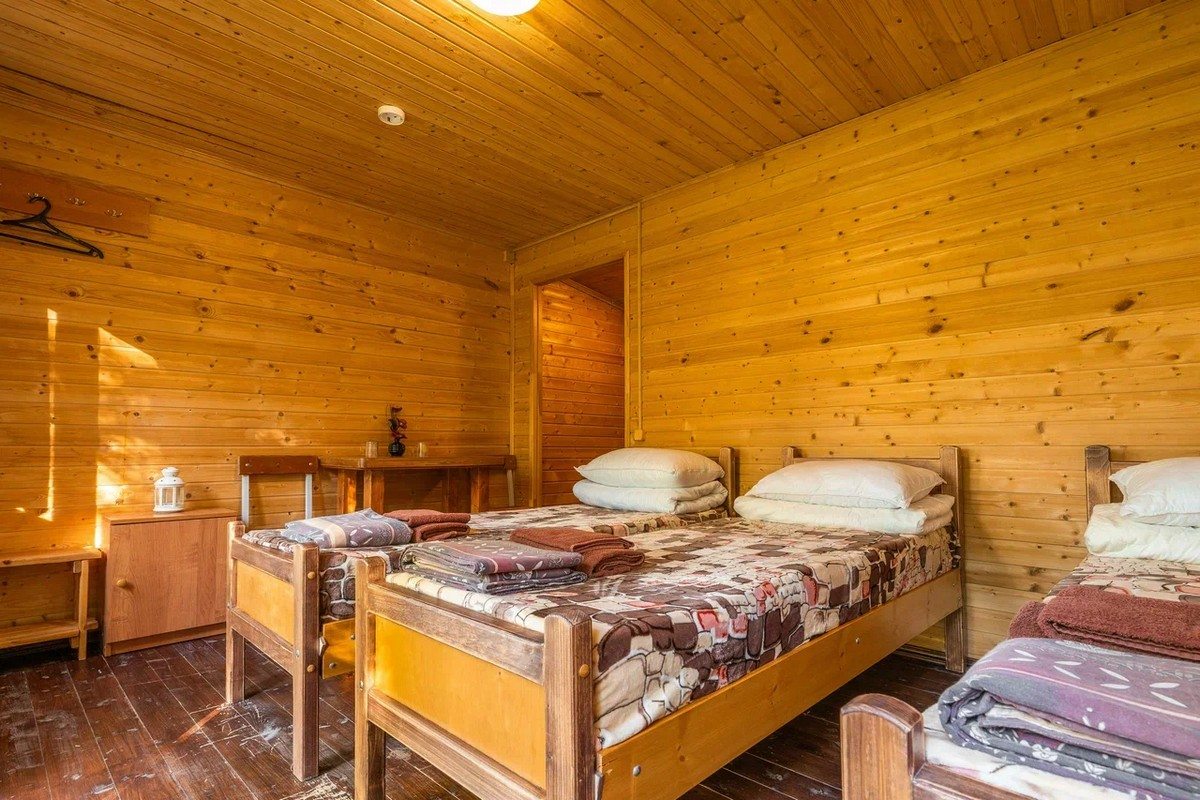Дом (С тремя односпальными кроватями), Отель Дзэн