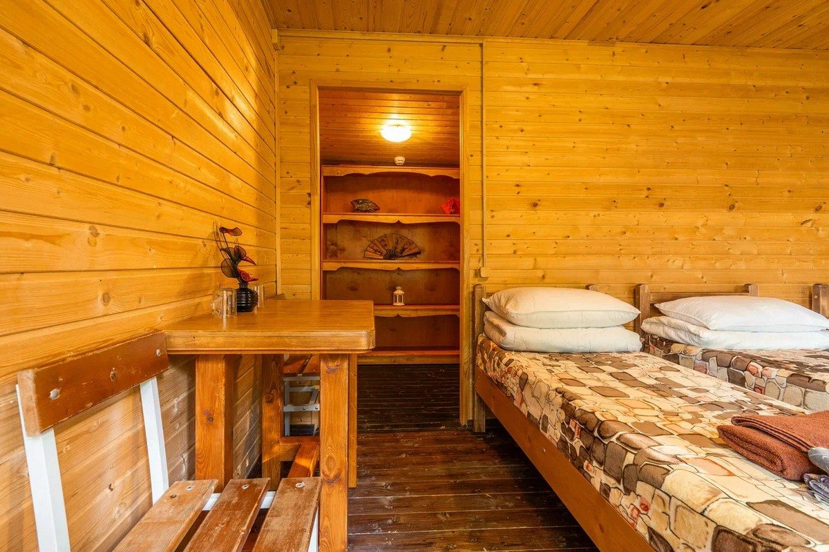 Дом (С тремя односпальными кроватями), Отель Дзэн