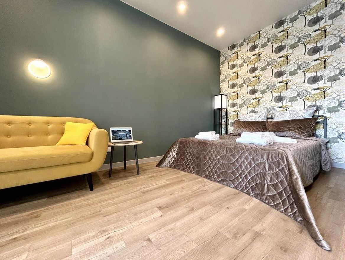 кровать двуспальная