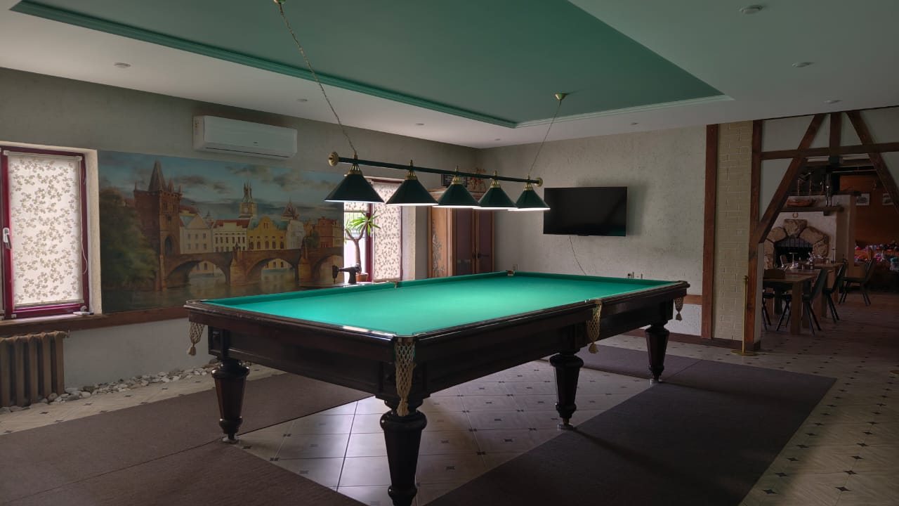 Бильярдная, с зоной отдыха