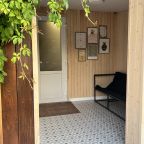 Полулюкс (Тропики 8.4), Гостевой дом LHouse