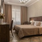 Полулюкс (С кухней, балконом, вид на двор, 1 этаж), Отель Винтаж