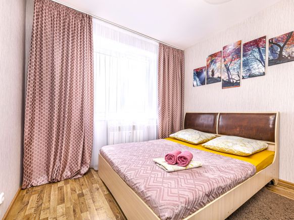 Апартаменты Трехкомнатная квартира с вместимостью до 13 человек, Челябинск