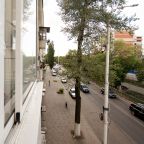 Апартаменты (Алиса в стране чудес, 2-х к. апартаменты в центре города), Апартаменты KEY2HOME на Московской 69