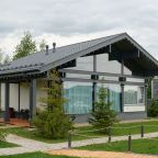 Дом (Розовый), Загородный клуб ОЗЕРО