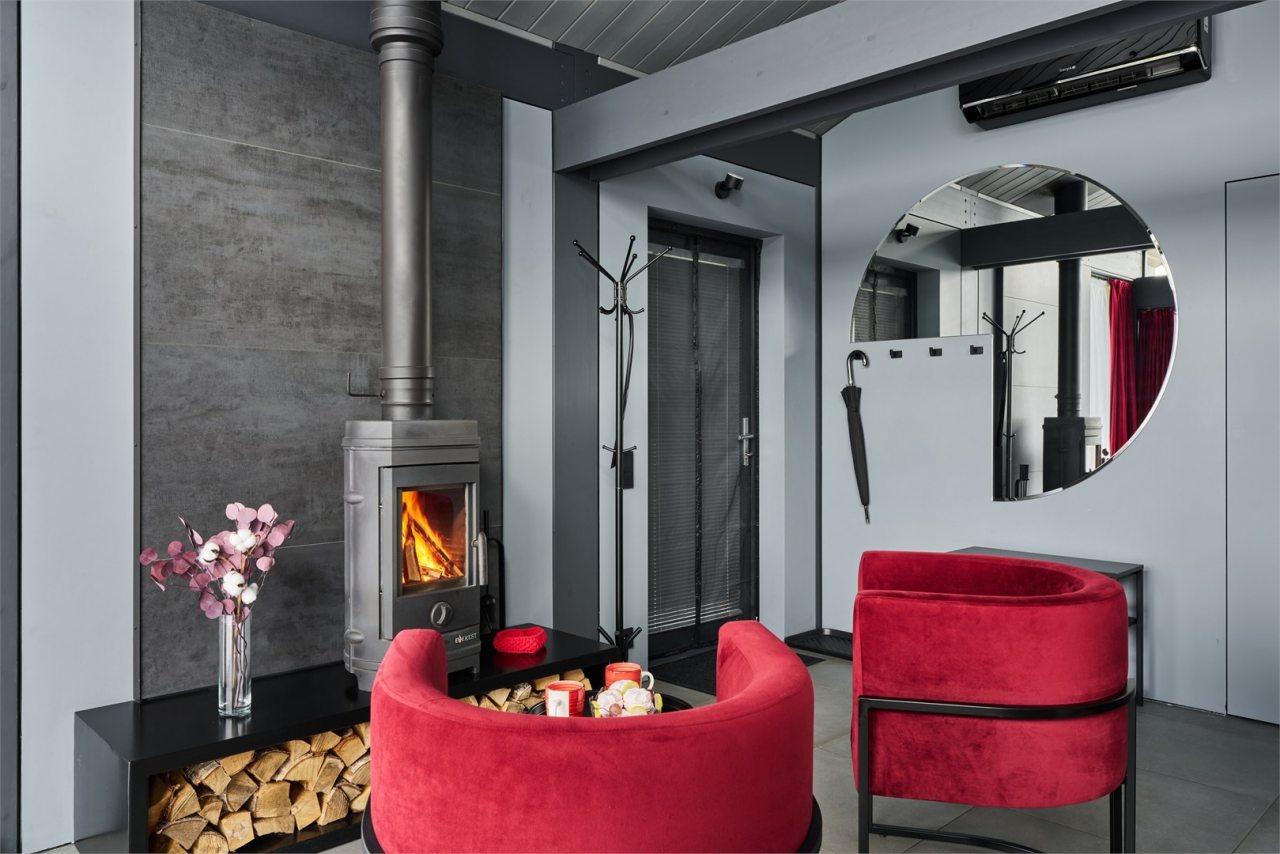 Дом (Рубиновый), Загородный клуб ОЗЕРО