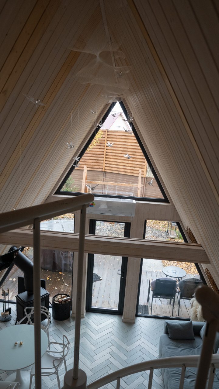 Коттедж (Дом стихии Воздуха), Глэмпинг Велхо