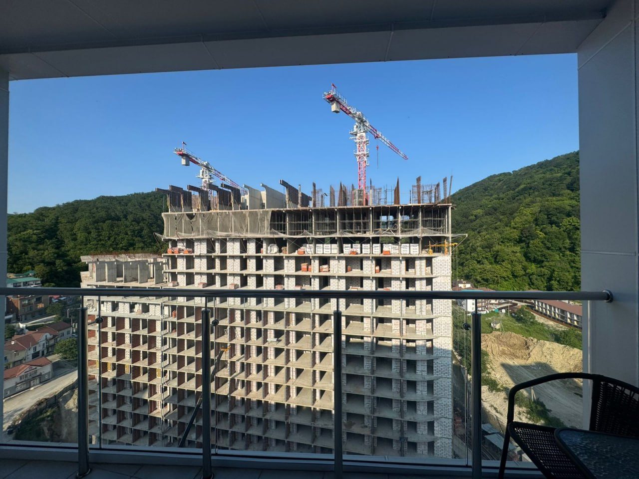 Четырехместный (Студия с балконом на 6 этаже), Апарт-отель Sun Hills Ольгинка