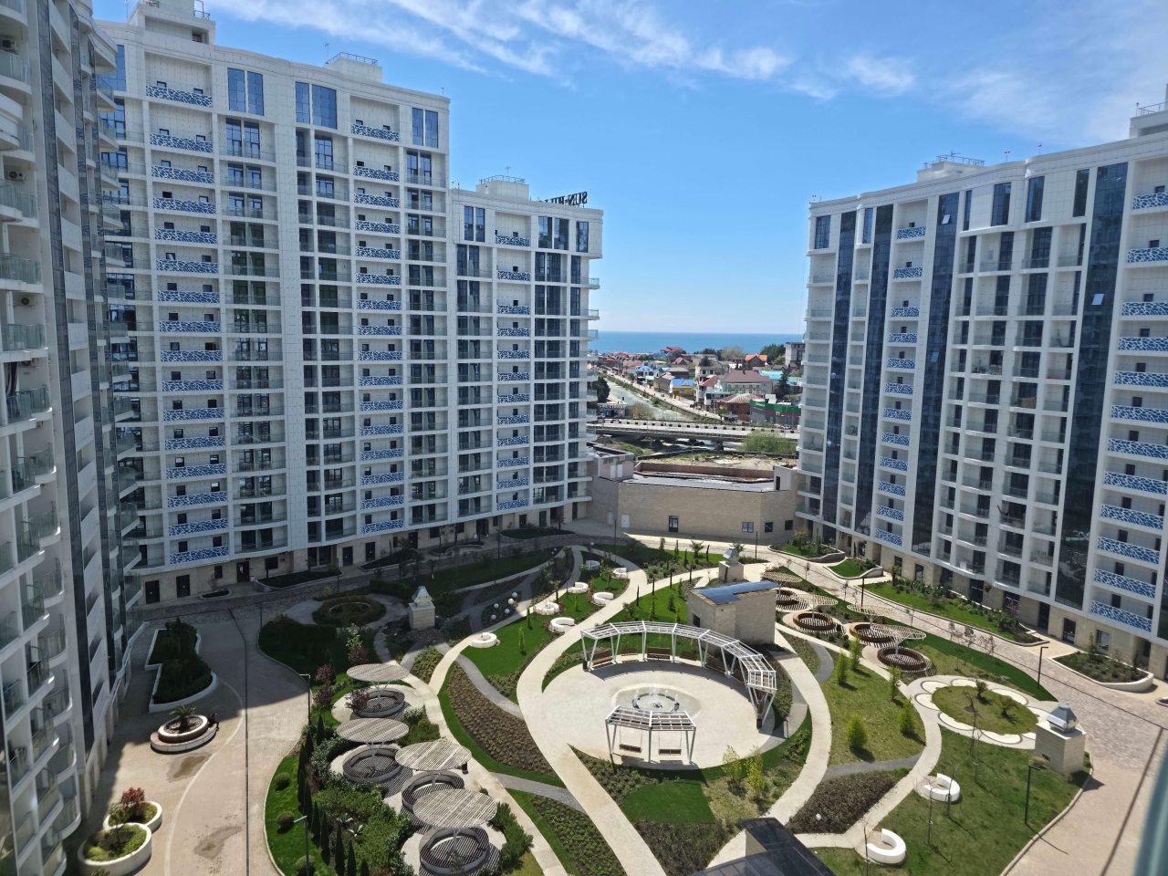 Четырехместный (С балконом), Апартаменты Sun Hills Ольгинка