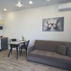 Четырехместный (С балконом), Апартаменты Sun Hills Ольгинка