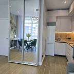 Апартаменты (Четырехместные с балконом на 3 этаже), Апартаменты Sun Hills Ольгинка