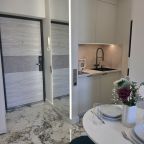 Апартаменты (Четырехместные с балконом на 6 этаже), Апартаменты Sun Hills Ольгинка