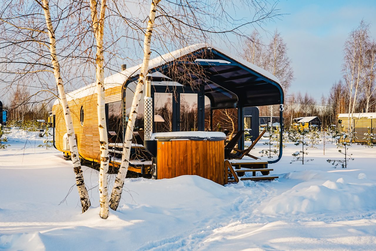 Шале (Симпл с 2 спальнями и купелью) гостевого двора HOLIDAY VILLAGE PERESLAVL, Переславль-Залесский