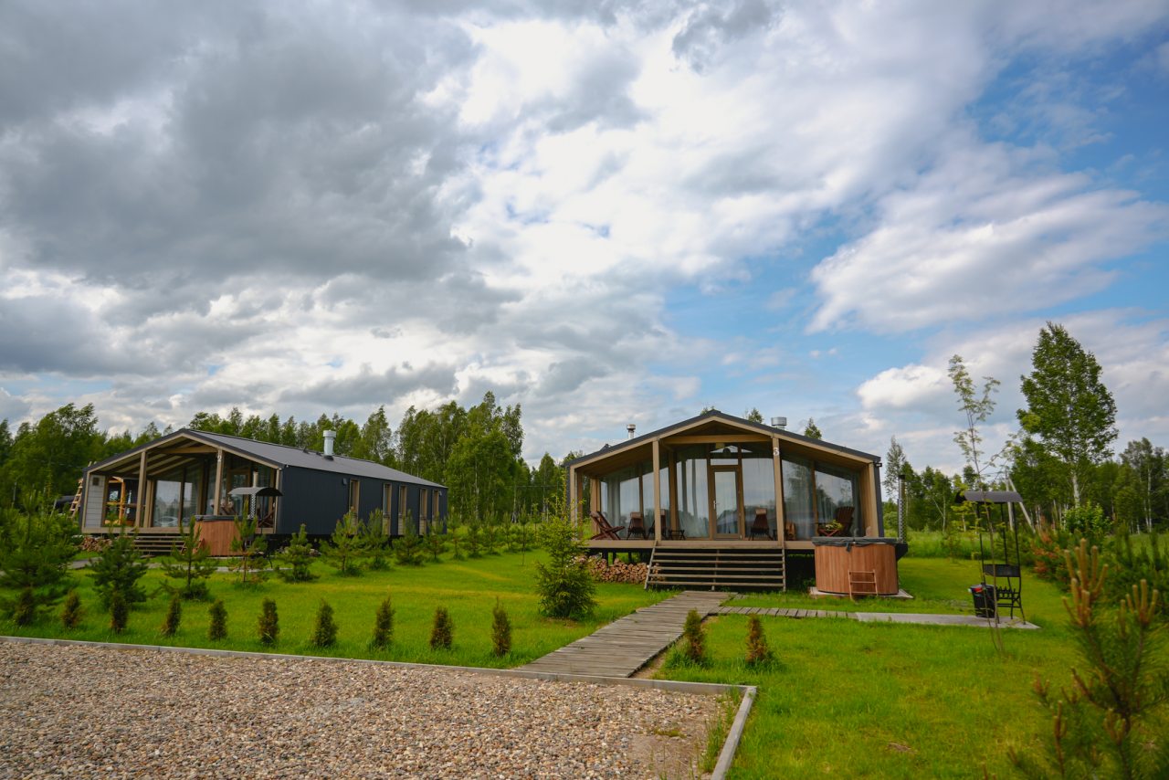 Люкс (Дубль Дом с 3 спальнями и купелью), Гостевой двор HOLIDAY VILLAGE PERESLAVL