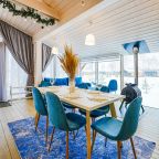 Люкс (Дубль Дом с 3 спальнями и купелью), Гостевой двор HOLIDAY VILLAGE PERESLAVL