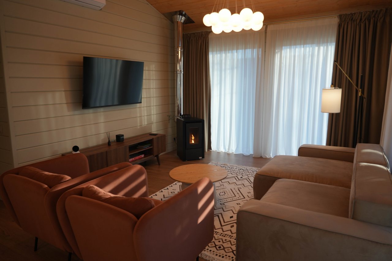 Коттедж (Алтай с 3 спальнями), Гостевой двор HOLIDAY VILLAGE PERESLAVL