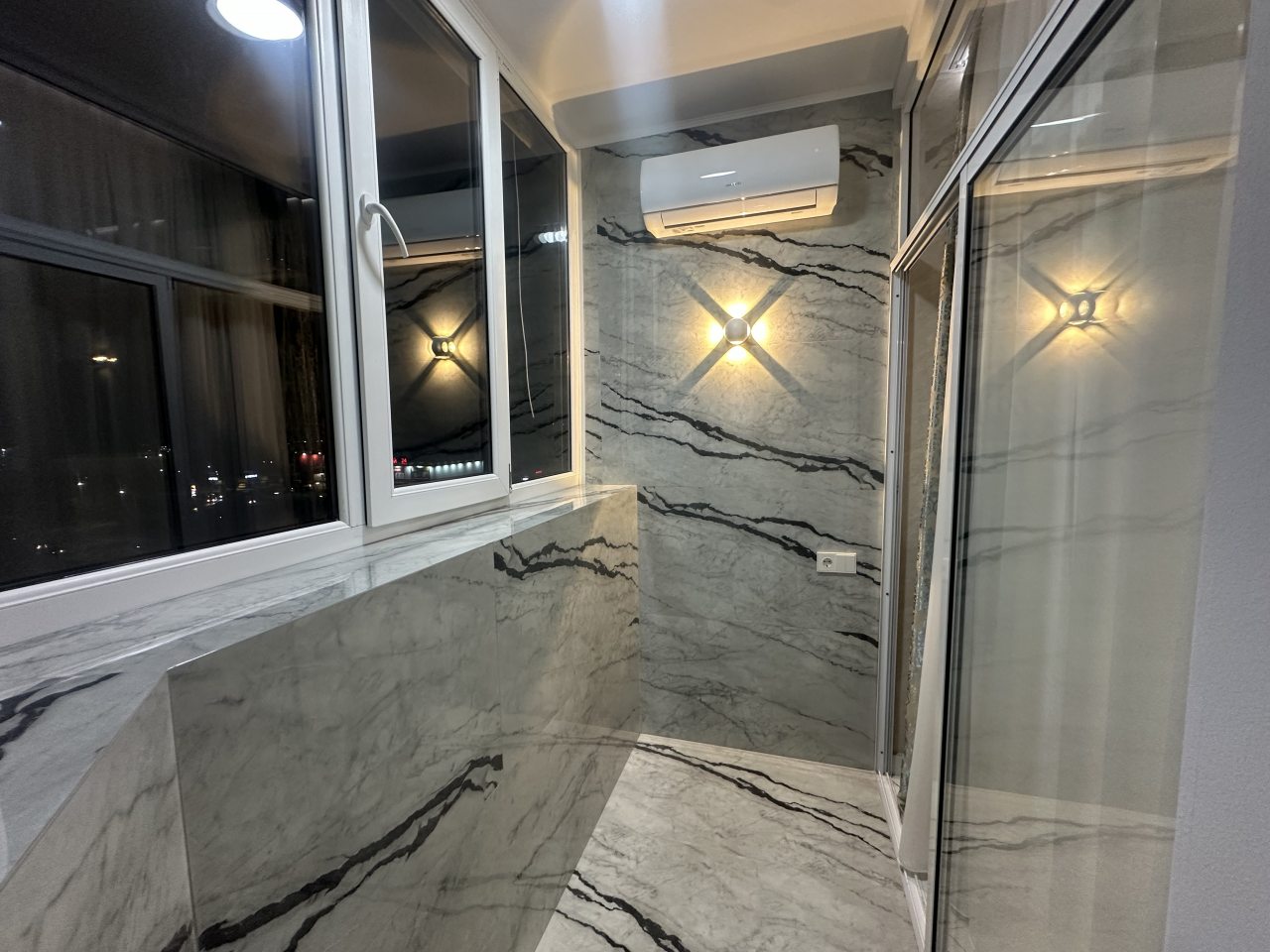 Апартаменты (Советская 78 кв 110), Апарт-отель Люкс апартаменты на Советской 78 возле аэропорта