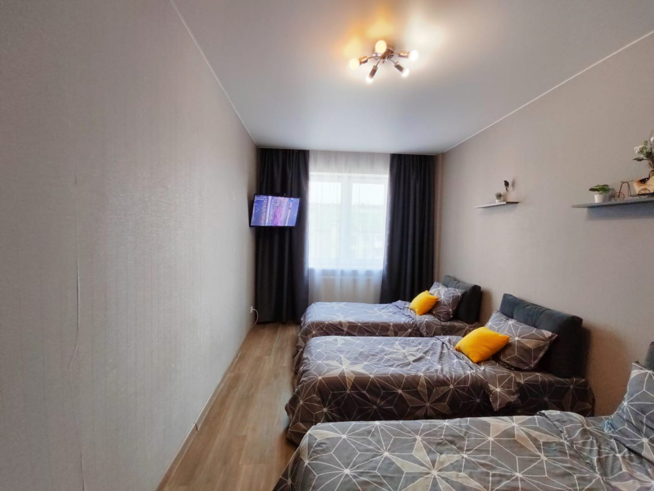 Трёхместный и более (Апартаменты в районе Кольцово), Апартаменты В районе Кольцово