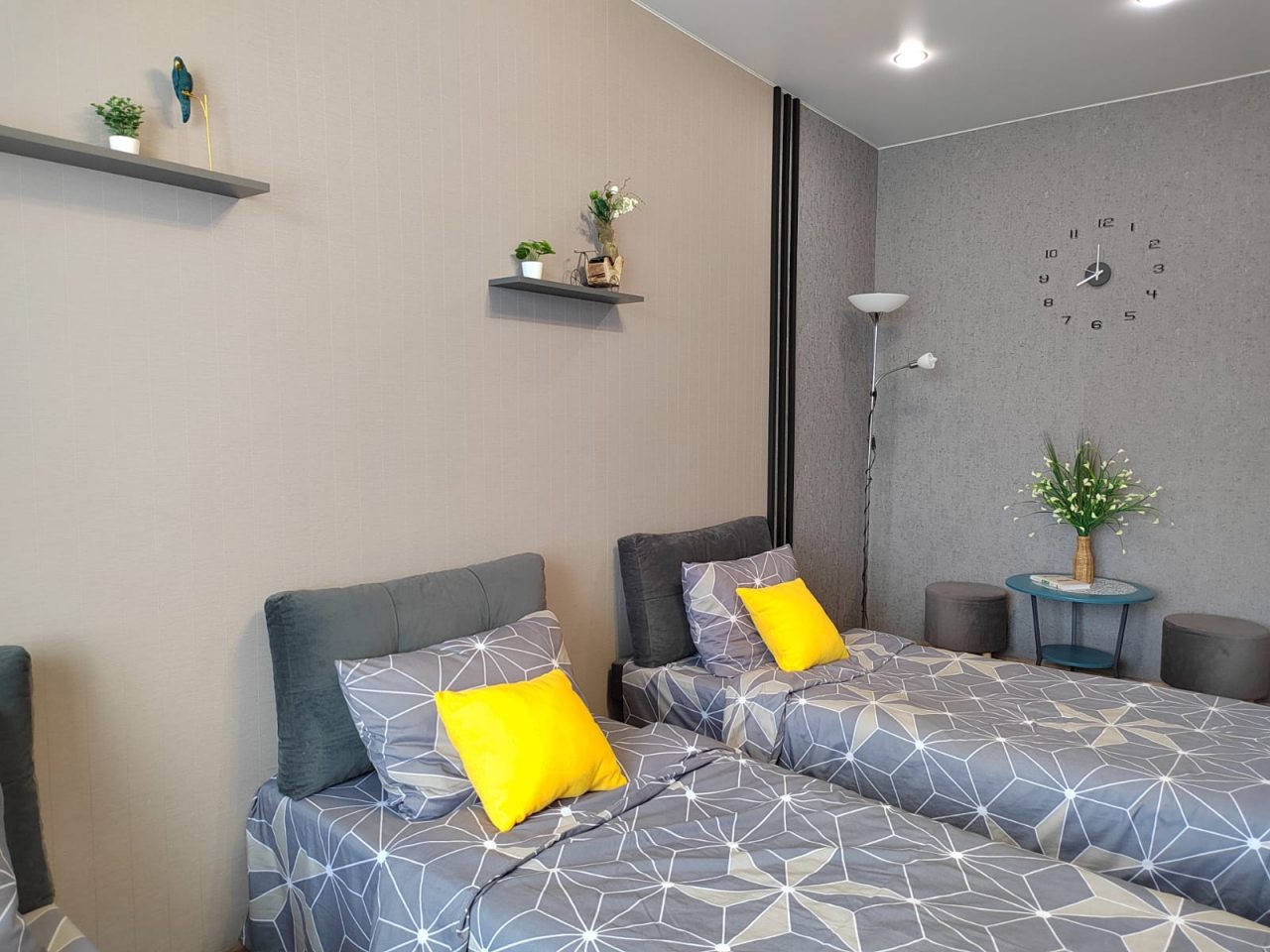 Трёхместный и более (Апартаменты в районе Кольцово), Апартаменты В районе Кольцово