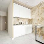 De Luxe (Делюкс), Апарт-отель Karat Apart