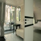 Шестиместный (Дом Комфорт "Капсула" №4 с бассейном), Загородный комплекс Кристалл - Тургояк