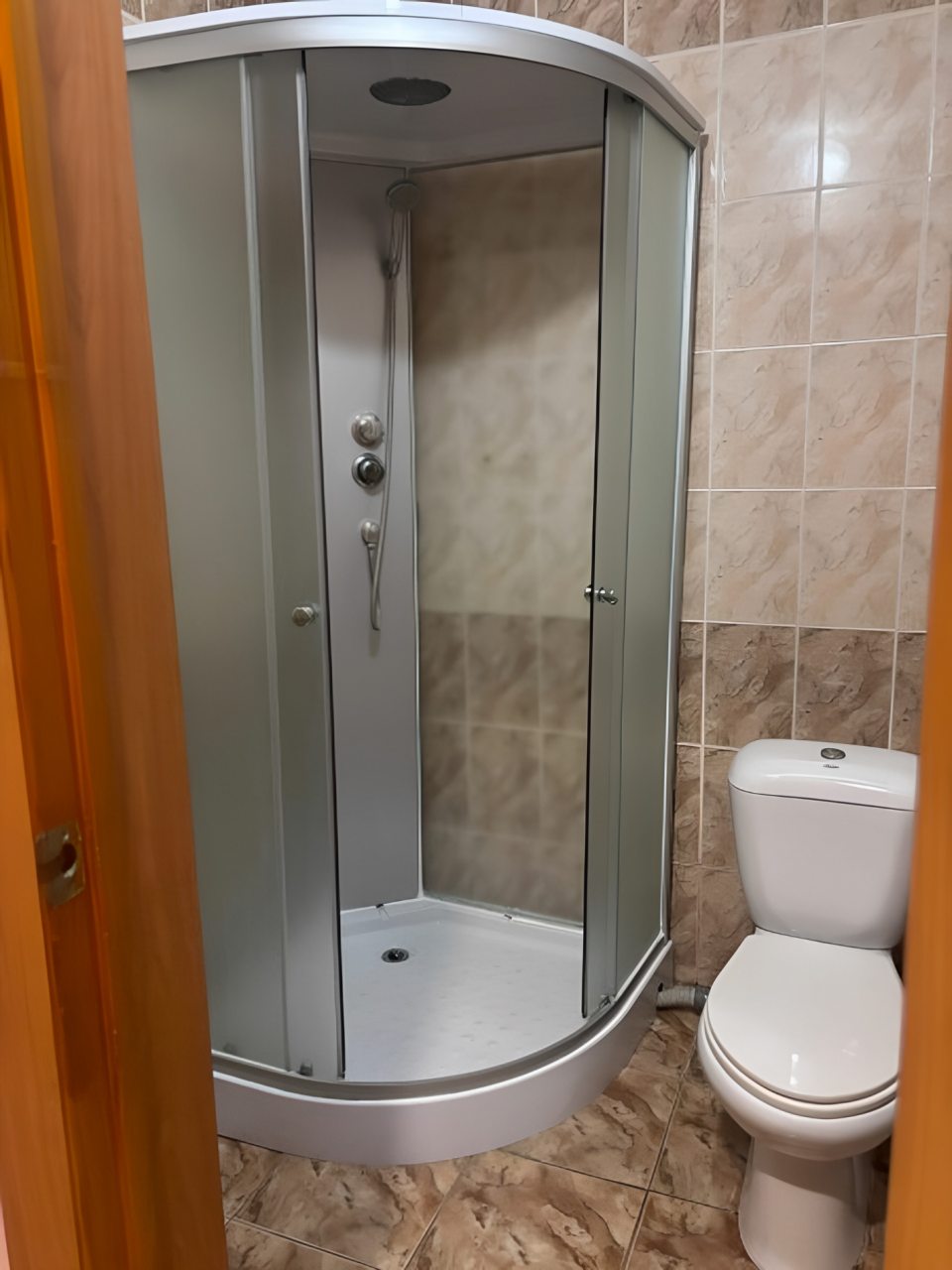 Трехместный