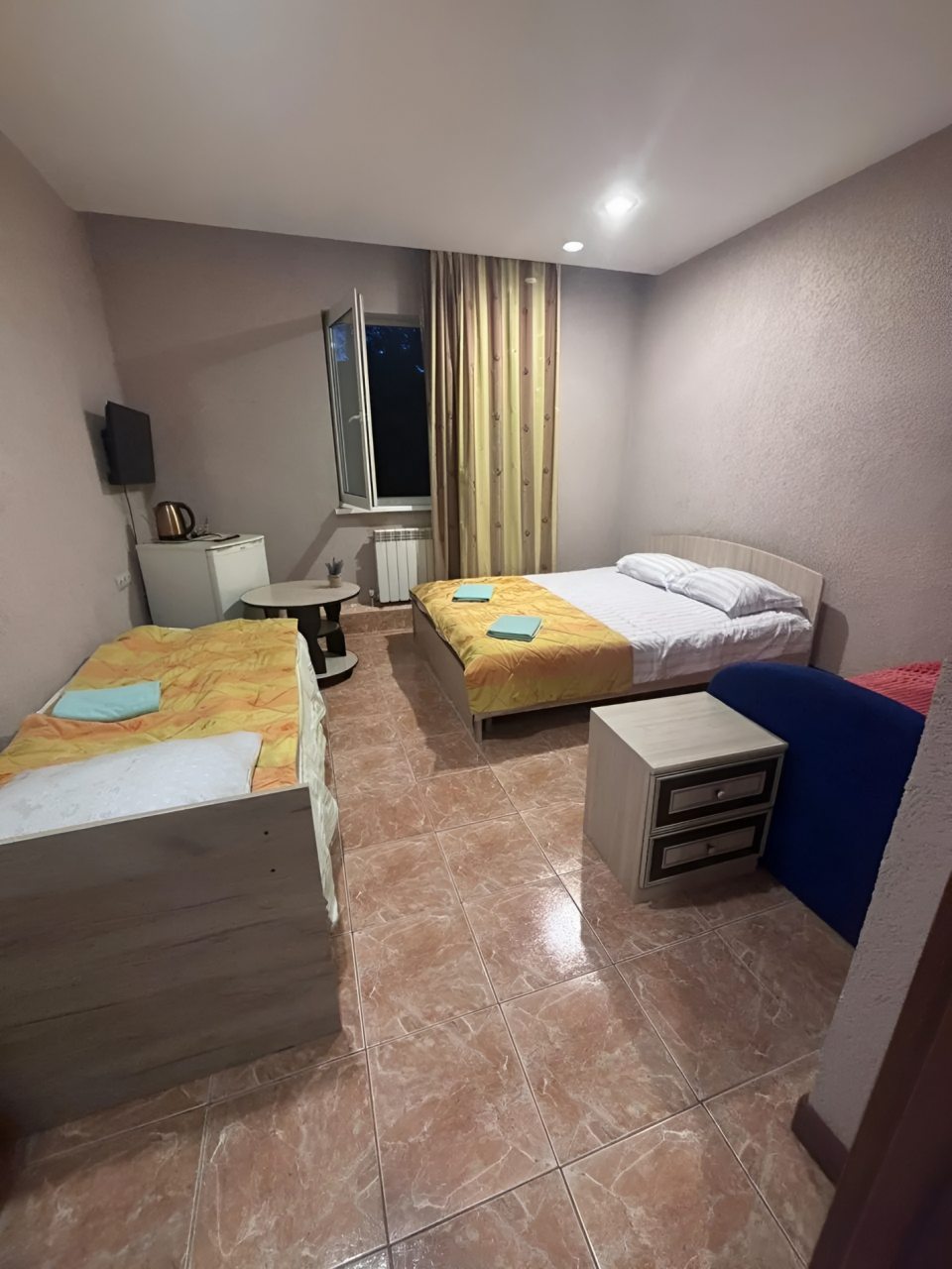 Четырехместный