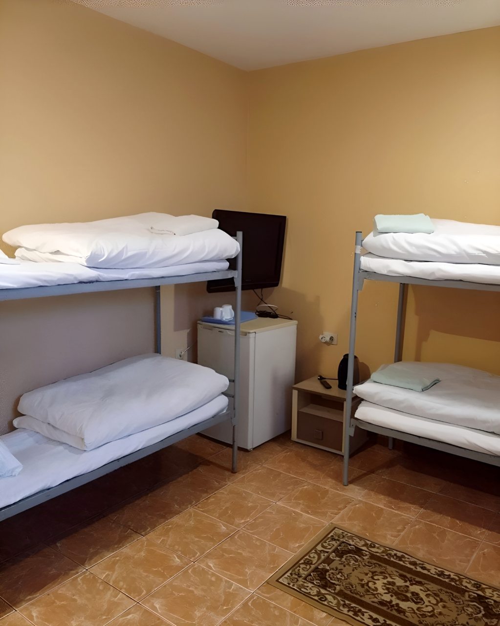 Общий восьмиместный