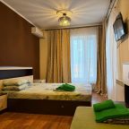 Пятиместный (Двухкомнатный пятиместный номер), Мини-отель Авокадо