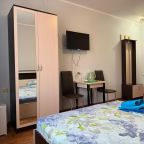 Трехместный, Мини-отель Авокадо