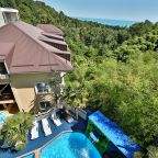 Трёхместный и более (Трехместный номер с видом на море и дендрарий), Гостевой дом Delsochi