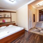 Апартаменты (Апартаменты с видом на дендрарий и бассейн), Гостевой дом Delsochi