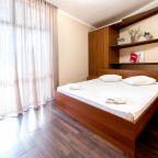 Апартаменты (Апартаменты с видом на дендрарий и бассейн), Гостевой дом Delsochi