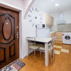 Апартаменты (Люкс-апартаменты с видом на море и дендрарий), Гостевой дом Delsochi