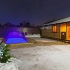 Коттедж (Красивый), Речной клуб Коттедж Красивый