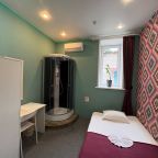 Одноместный (Одноместный номер с душем), Хостел Живи и Путешествуй