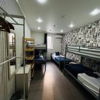 Пятиместный (Пятиместный женский номер), Хостел Живи и Путешествуй